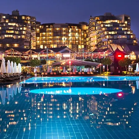 Limak Lara Deluxe & Semesteranläggning (resort)