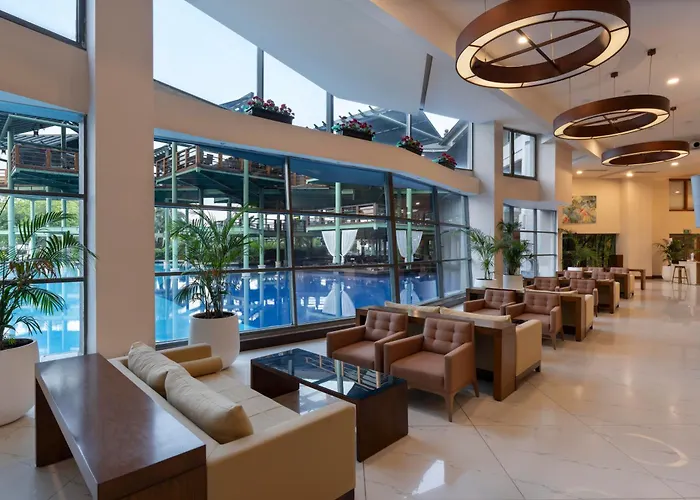 Limak Lara Deluxe & Resort Antália