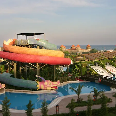 リゾート Limak Lara Deluxe & アンタルヤ