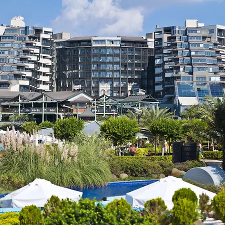 Limak Lara Deluxe & リゾート 5*