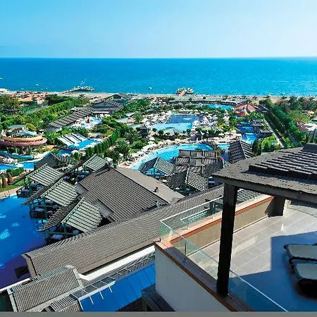 Limak Lara Deluxe & Semesteranläggning (resort)