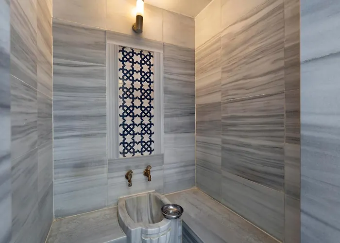 Limak Lara Deluxe & Resort 5*