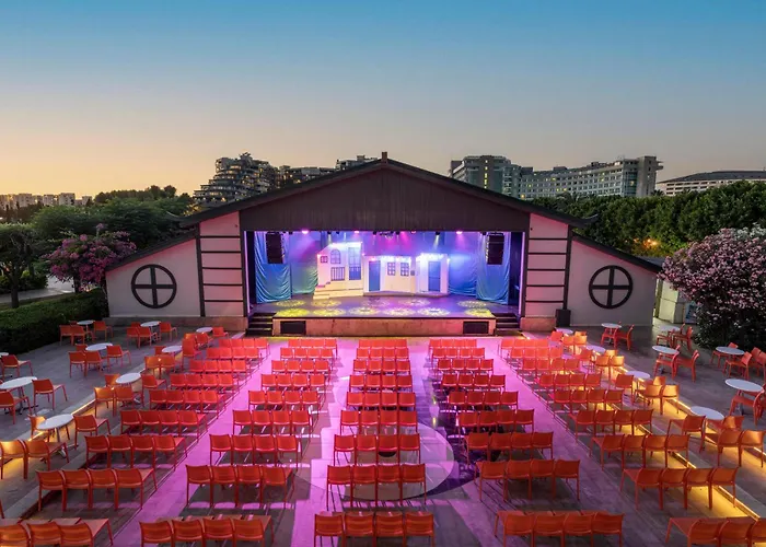 Resort Limak Lara Deluxe & Antalya