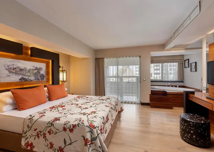 Limak Lara Deluxe & Antalya