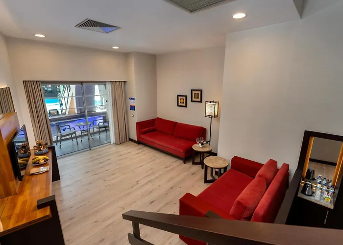 Limak Lara Deluxe & アンタルヤ