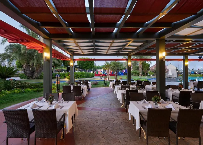 Limak Lara Deluxe & 5*