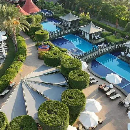 Limak Lara Deluxe & Resort