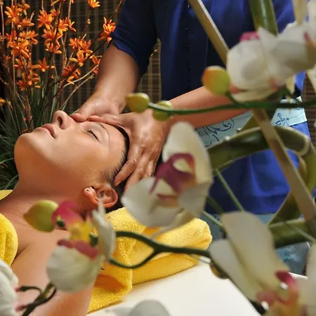 Üdülőközpont Limak Lara Deluxe &